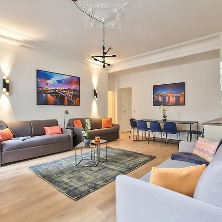 63 Luxury Flat Champs Elysees 1c * Paris