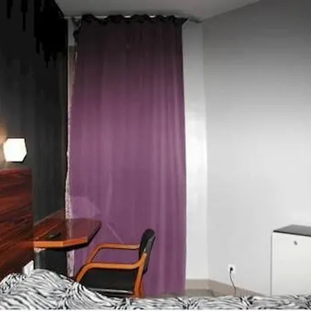 De Ménilmontant Hotel Paris