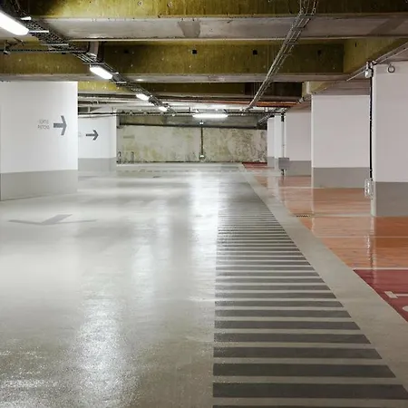 Hotel apartamentowy Adagio 19eme Cite De La Musique 4*