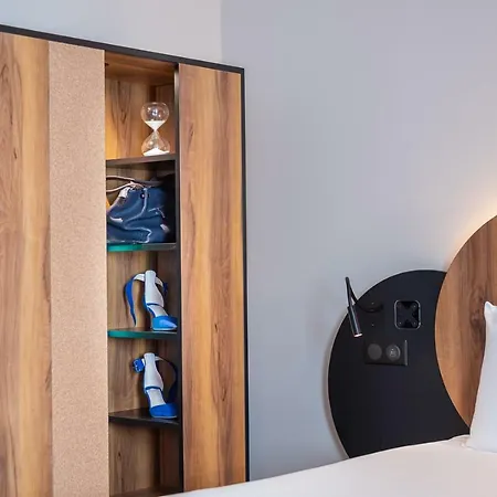 Ibis Styles Meteor Avenue D'italie Hotel 3*