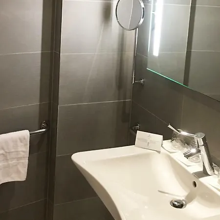 Timhotel Invalides Eiffel Hotel