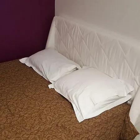 Bnf /hotel Bnf * Paris