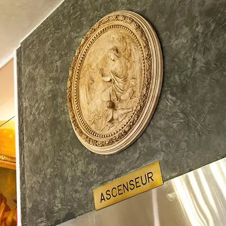 Plaza Elysees Ξενοδοχείο Παρίσι