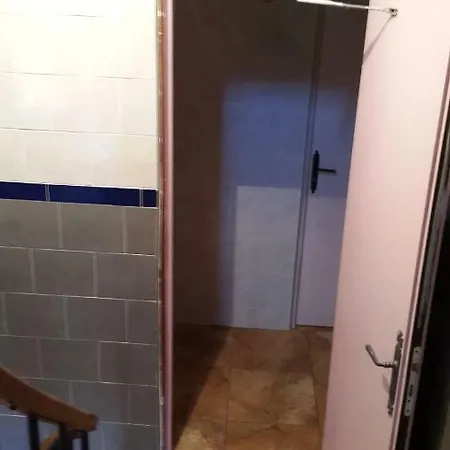 Hotel Cyrano Voltaire