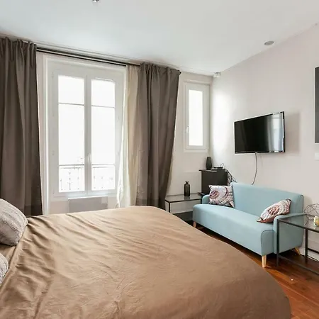 Apartment Studio Tour Eiffel Et Champs-elysees *