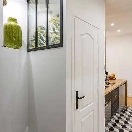 Appartement Studio D'architecte Au Pied De Tour Eiffel *