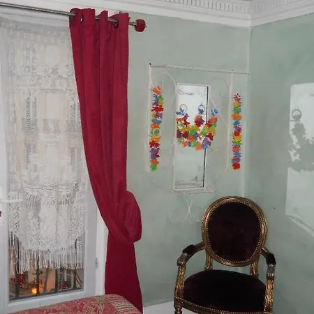 فندق Le Petit Trianon