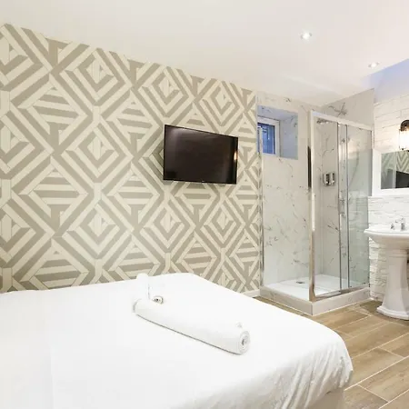 Apartment Lovely Place In A Quiet Area Between Invalides Et Eiffel Tower