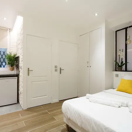 Apartment Lovely Place In A Quiet Area Between Invalides Et Eiffel Tower