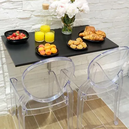 Lovely Place In A Quiet Area Between Invalides Et Eiffel Tower Apartment Paris