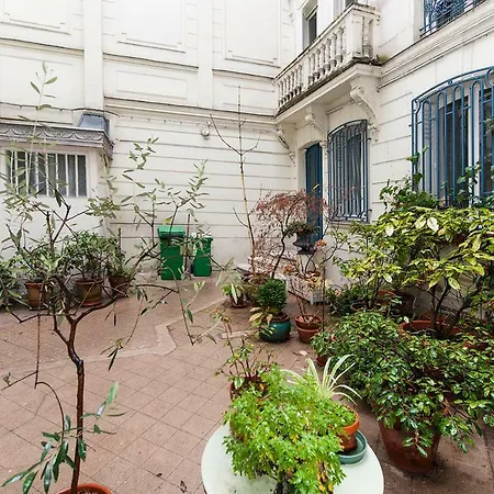 Entre Opera Et Montmartre Apartment Paris