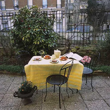 Hotel Cecilia