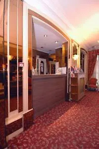 La Boetie Hotell 3*