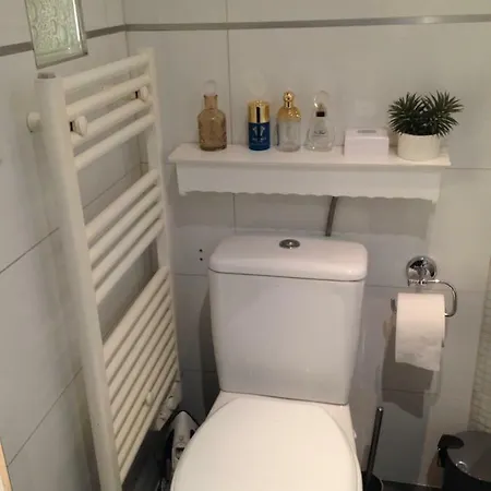 Apartment Typiquement Parisien *
