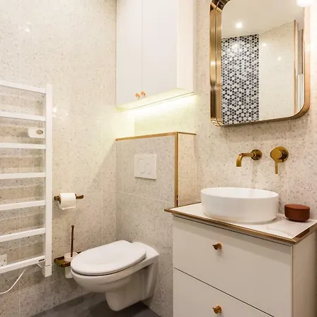Cmg Charonne / Voltaire Iii Paris