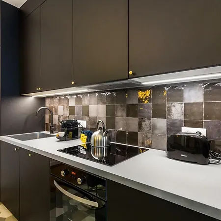 Cmg Charonne / Voltaire Iii Paris