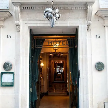 L'hotel Hotel Paříž