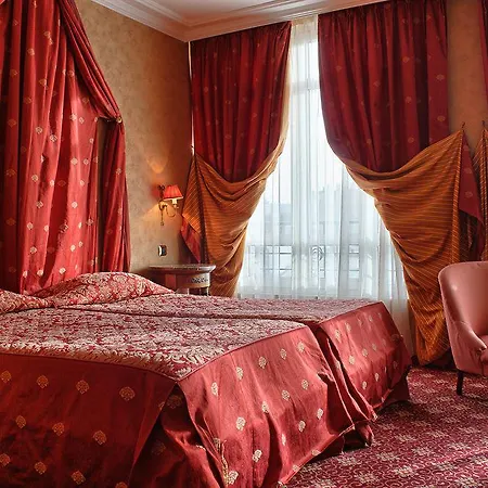 Hotel Pavillon Saint Augustin Paris