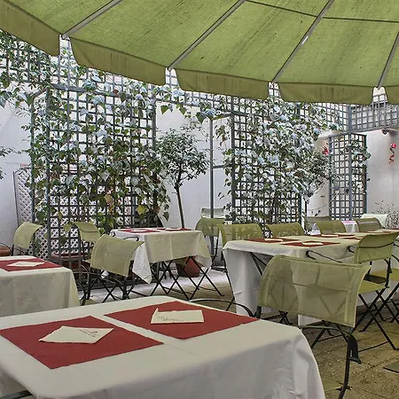 Pavillon Saint Augustin Hotel