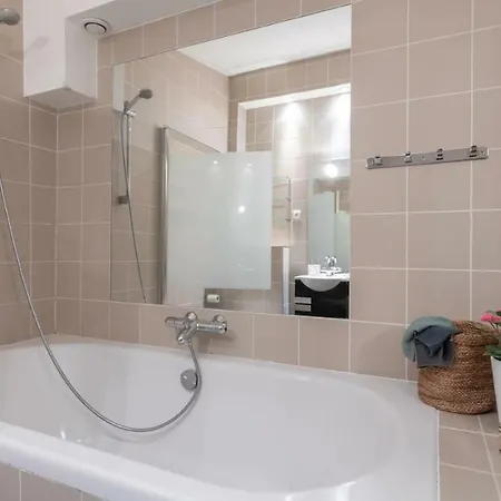 3-bedroom Quai Des Grands Augustins Appartement *
