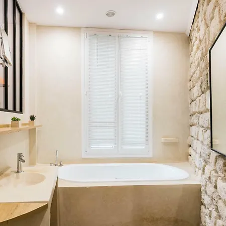 Private Apartment - Eiffel Tower - Ecole Militaire Appartement