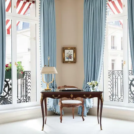 Le Bristol - An Oetker Collection Hotel Paris