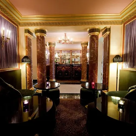 L'hotel Hotel Paříž