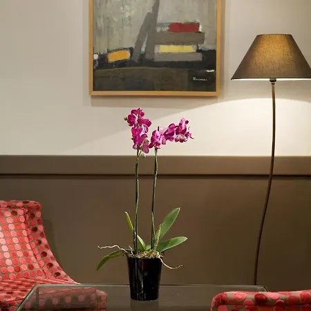 Timhotel Invalides Eiffel
