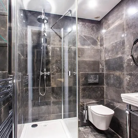 Modern For 4 People - Arc De Triomphe Apartment *