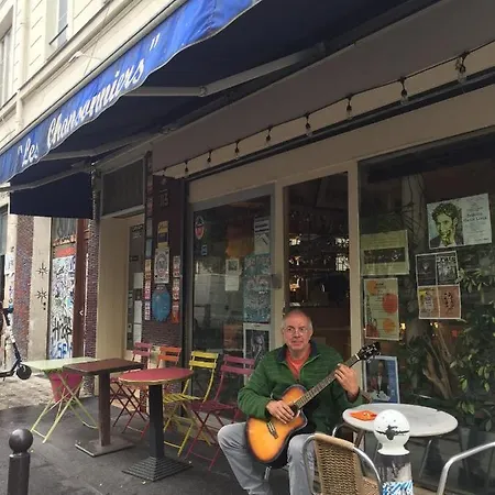 Hotel Les Chansonniers 3*