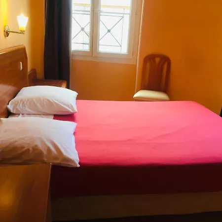 Hotell Le Mediterraneen 3*
