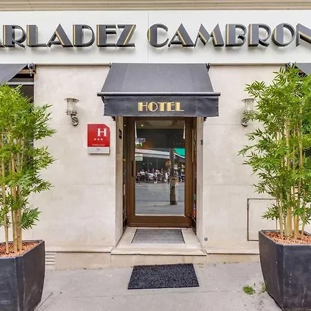 Hotel Carladez Cambronne 3*