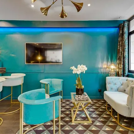 Hotel Carladez Cambronne
