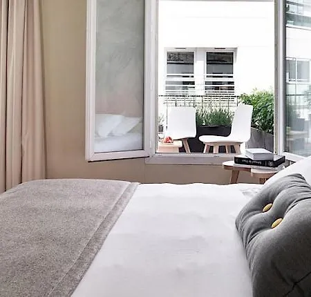 Max 3* Paris