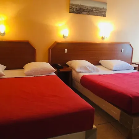 Hotell Le Mediterraneen Paris