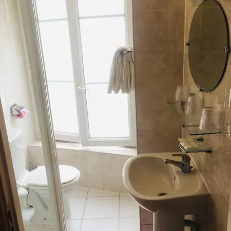 Hotell Le Mediterraneen Paris