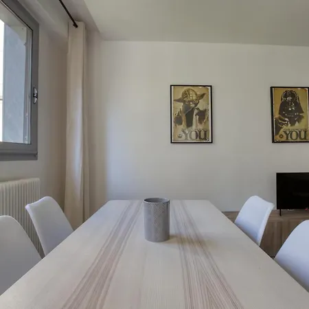 Apartment Charming In The Heart Of The 19th