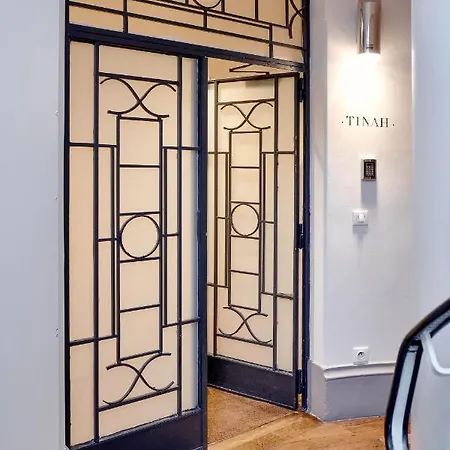 Tinah Paris, Reaumur - Montorgeuil מלון 2*