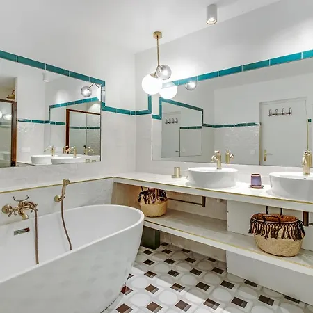Pick A Flat's In Louvre Saint Honore Apartment *