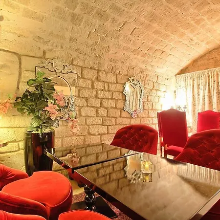 Des Marronniers Hotel Paris