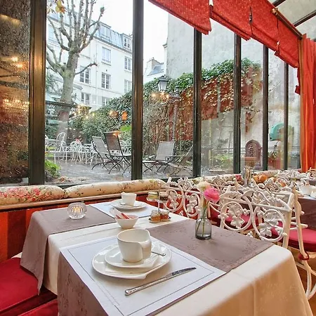 Des Marronniers Hotel 3*