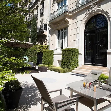 La Reserve 5*