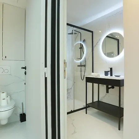 Center Of By Prestige Paris