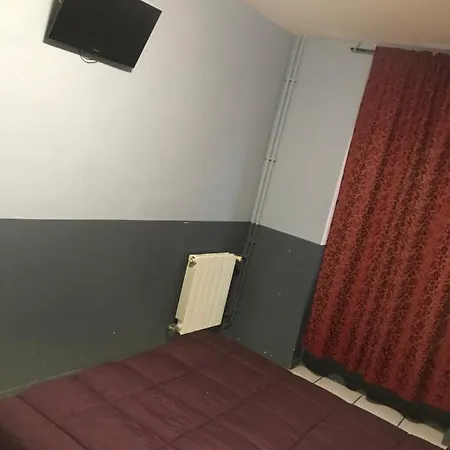 Hotel Fm Paris