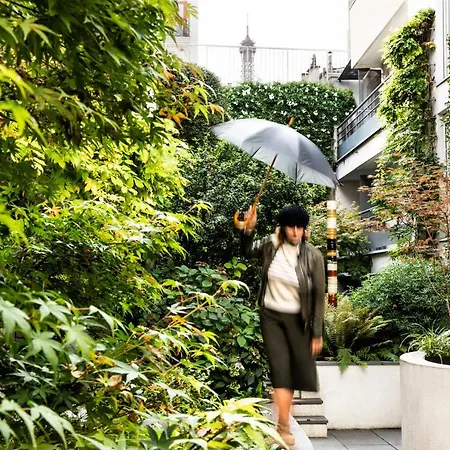 Jardins Eiffel Hotel París
