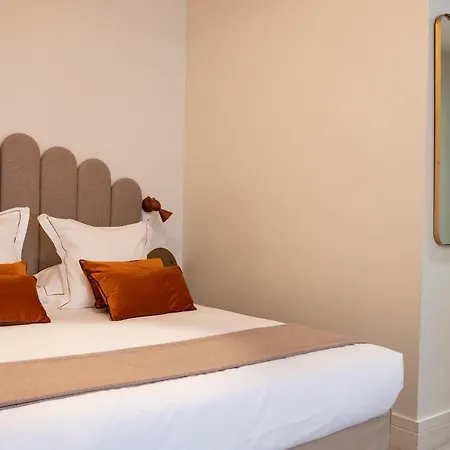 Hotel Céleste Batignolles Montmartre