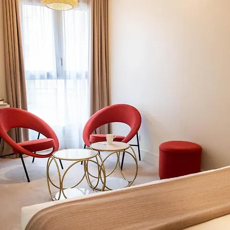 Hotel Céleste Batignolles Montmartre 4*