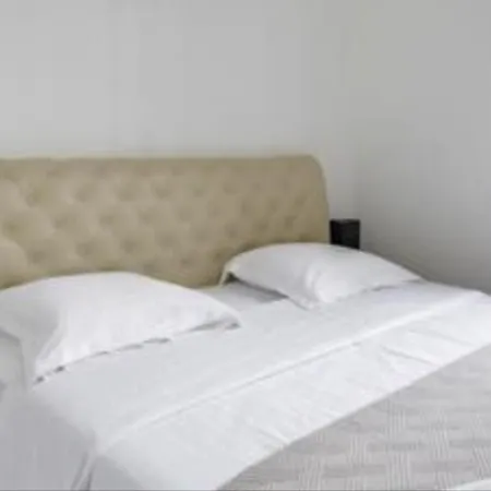 21a Marechal Foch Avenue Champs-elysees