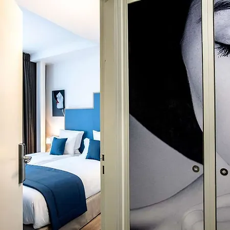 Hotel Eiffel Mademoiselle