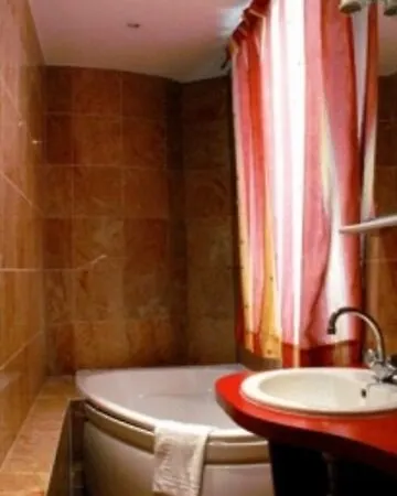 Cambrai Hotel Paris
